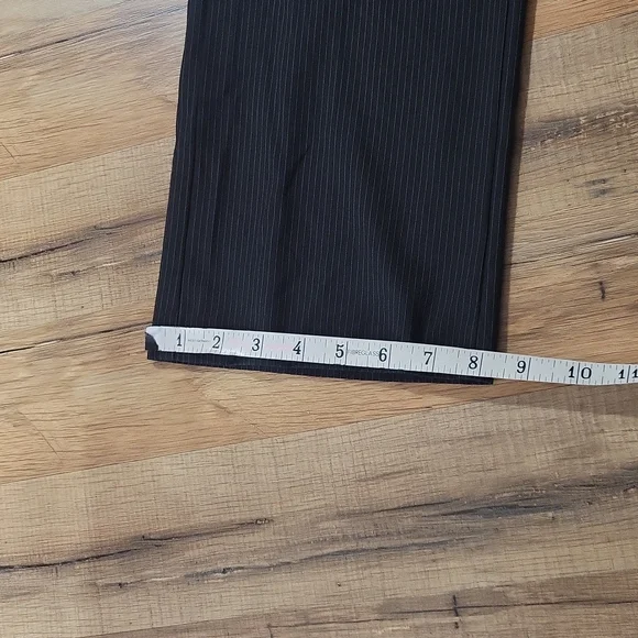 VANHEUSEN Boys' Black Pinstripe Flat Front Polyester Rayon Dress Pants - 16 Slim - Picture 13 of 16